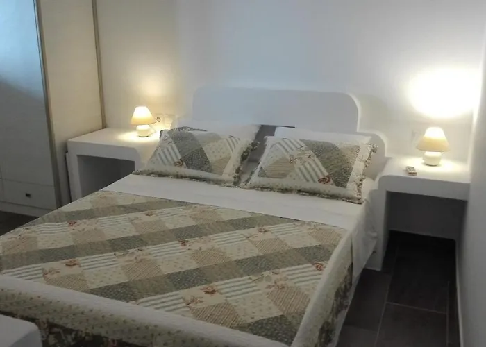 Salty Wind Antiparos Apartments And Studios