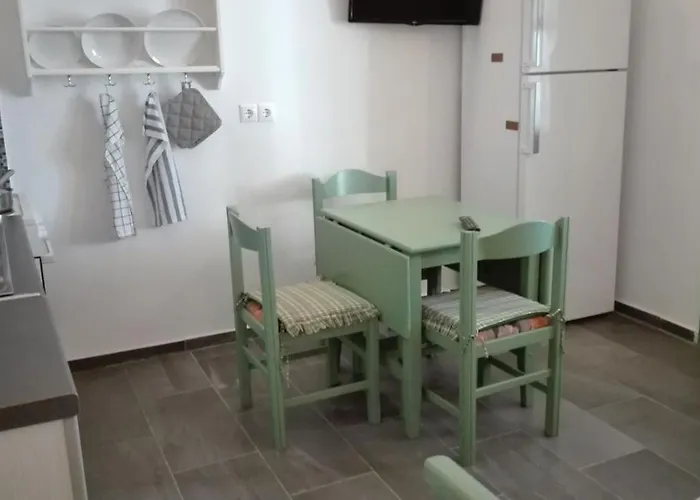 Salty Wind Antiparos Apartments And Studios *